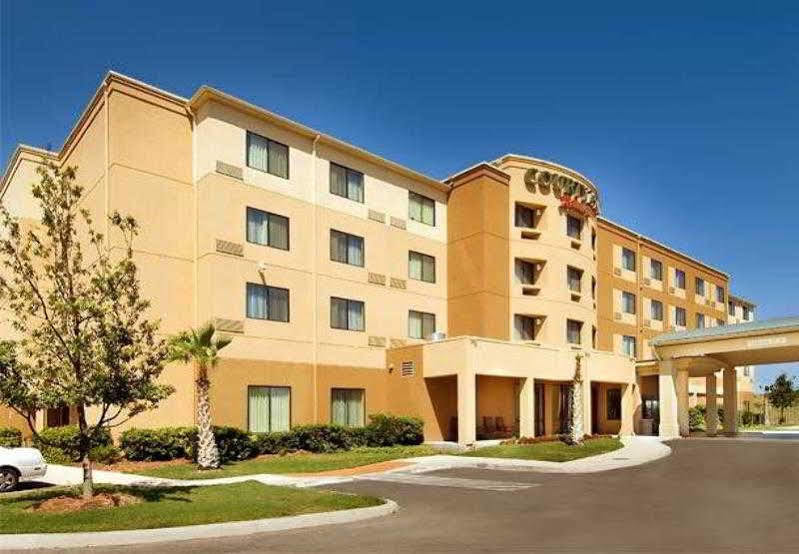 Courtyard By Marriott San Antonio Seaworld/Lackland Exterior photo
