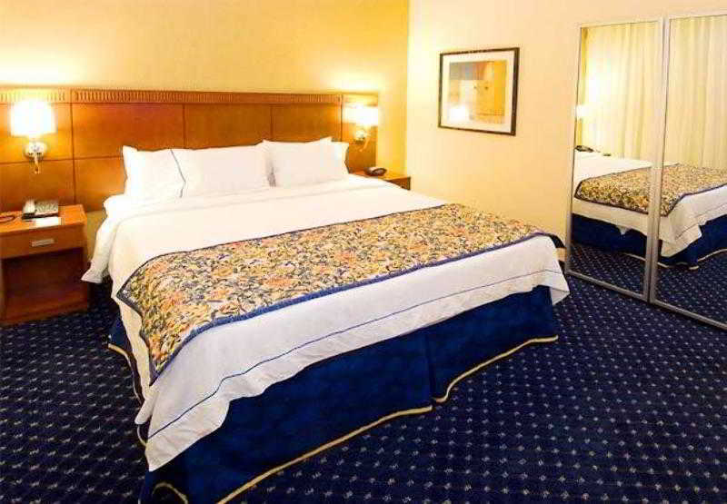 Courtyard By Marriott San Antonio Seaworld/Lackland Exterior photo
